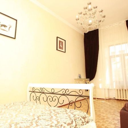 Apartmán Apartmens Near Opera House Oděsa Exteriér fotografie