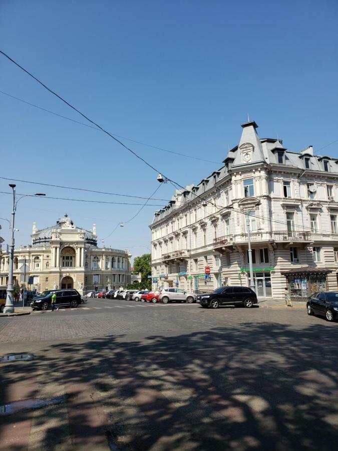 Apartmán Apartmens Near Opera House Oděsa Exteriér fotografie